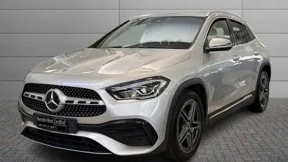 Usata Mercedes GLA200 Premium 150 CV (110 kW) 2022 Argento iridio SUV