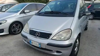 Usata Mercedes A170 Elegance 82 CV (60 kW) 2005 Argento Berlina