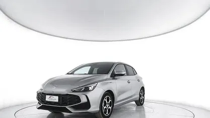Usata MG MG3 Luxury 194 CV (142 kW) 2025 Argento Utilitaria