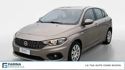 Usata Fiat Tipo Easy 95 CV (69 kW) 2017 Beige Berlina