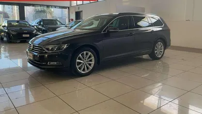 Usata VW Passat Business 150 CV (110 kW) 2018 Grigio Station wagon