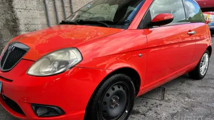 Usata Lancia Ypsilon 89 CV (65 kW) 2007 Arancione Utilitaria