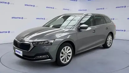 Usata Skoda Octavia Style 150 CV (110 kW) 2023 Grigio scuro Station wagon