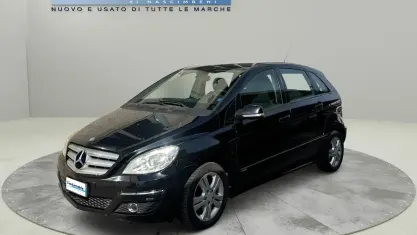 Usata Mercedes B200 Chrome 140 CV (102 kW) 2009 Nero Monovolume