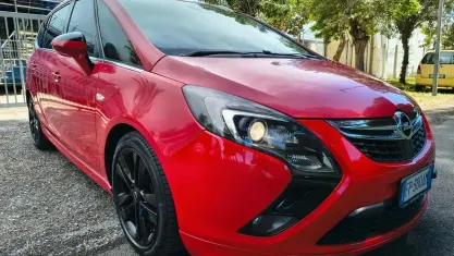 Usata Opel Zafira Innovation 170 CV (125 kW) 2018 Rosso Monovolume
