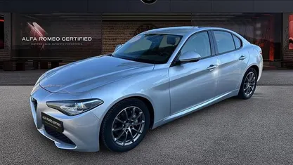 Usata 2017 Alfa Romeo Giulia Super Berlina | 18.650 € (Super prezzo)