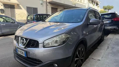 Usata Nissan Qashqai N-TEC 131 CV (96 kW) 2012 Grigio SUV