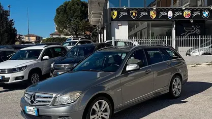 Grigio Usata 2009 Mercedes C220 Station wagon | 4900 € (Buon prezzo)