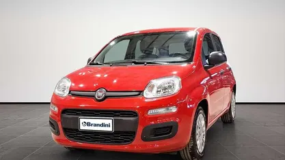 Rosso Usata 2022 Fiat Panda S Due volumi | 9472 € (Ottimo prezzo)