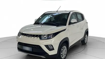 Usata Mahindra KUV100 87 CV (63 kW) 2025 SUV