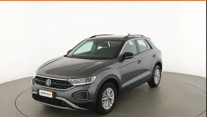 Usado VW T-Roc Life 150 CV (110 kW) 2022 Gris SUV