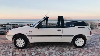 Usata Peugeot 205 54 CV (39 kW) 1989 Bianco Cabrio