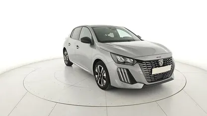 Usata Peugeot 208 Allure 101 CV (74 kW) 2025 Argento Utilitaria