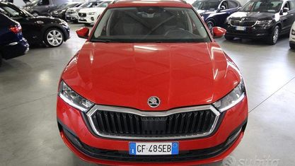 Gebraucht Skoda Octavia Ambition 150 PS (110 kW) 2021 Rot Kombi