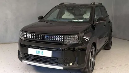 Usata 2025 Fiat Grande Panda La Prima Due volumi | 20.890 € (Buon prezzo)