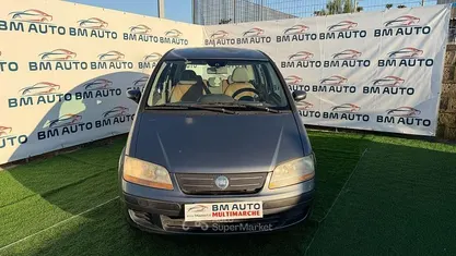Usata Fiat Idea Emotion 70 CV (51 kW) 2005 Grigio Monovolume