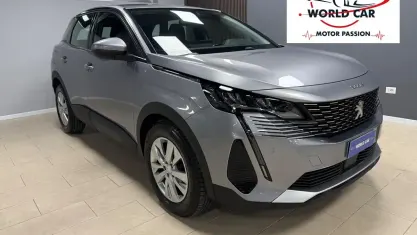 Usado Peugeot 3008 Business-Line 177 HP (130 kW) 2021 Cinzento SUV