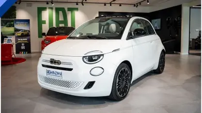 Nuova Fiat 500 Icon 65 CV (47 kW) 2026 Bianco Cabrio