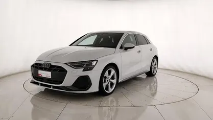 Bianco Usata 2025 Audi A3 S-Line Tre volumi | 38.900 € (Buon prezzo)