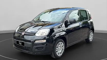 Rosso Nuova 2025 Fiat Panda S Tre volumi | 12.700 €