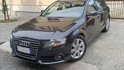 Begagnad Audi A4 Ambiente 143 HK (105 kW) 2011 Grå Kombi