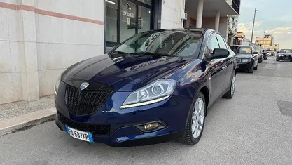 Blu Usata 2015 Lancia Delta Gold Due volumi | 5290 € (Buon prezzo)