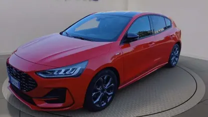 Usata Ford Focus ST-Line 125 CV (91 kW) 2023 Race red Berlina