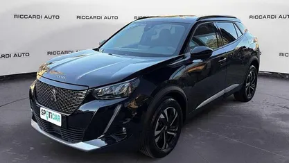 Usata Peugeot 2008 Active 102 CV (75 kW) 2022 SUV