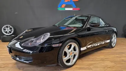 Usata Porsche 911 Carrera Cabriolet 300 CV (220 kW) 2001 Cabrio