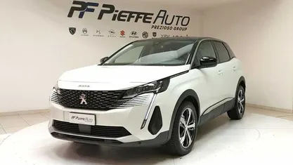 Usata 2021 Peugeot 3008 Allure SUV | 20.900 € (Buon prezzo)