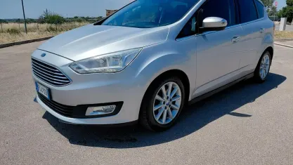 Usata Ford C-MAX Business Edition 120 CV (88 kW) 2016 Argento Monovolume