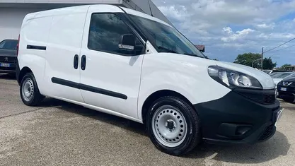 Bianco Usata 2021 Fiat Doblò Monovolume | 12.900 € (Buon prezzo)