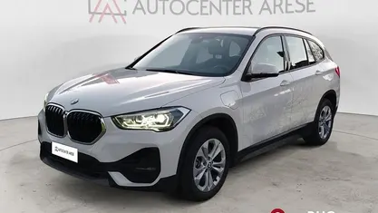 Bianco pastello Usata 2021 BMW X1 Advantage SUV | 20.900 € (Buon prezzo)