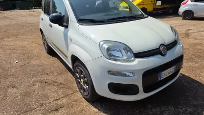 Usata Fiat Panda Young 69 CV (50 kW) 2014 Bianco Utilitaria