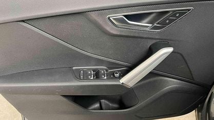 Gebraucht Audi Q2 S-Line 116 PS (85 kW) 2025 Grau SUV