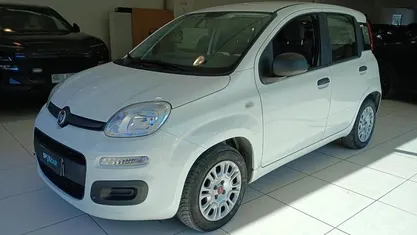 Usata Fiat Panda Easy 95 CV (69 kW) 2016 Utilitaria