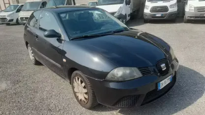 Usata Seat Ibiza 60 CV (44 kW) 2008 Grigio Berlina