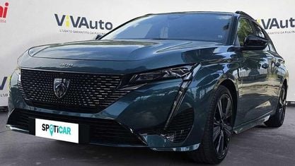 Usado Peugeot 308 GT 131 CV (96 kW) 2023 Azul Familiar