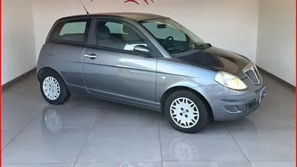 Gray Usata 2006 Lancia Ypsilon Due volumi | 1900 € (Buon prezzo)