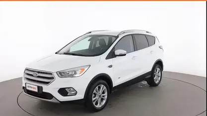 Begagnad Ford Kuga Titanium 150 HK (110 kW) 2017 Vit SUV