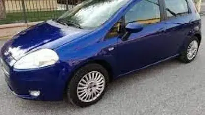 Occasion Fiat Grande Punto 75 ch (55 kW) 2008 Bleue Citadine