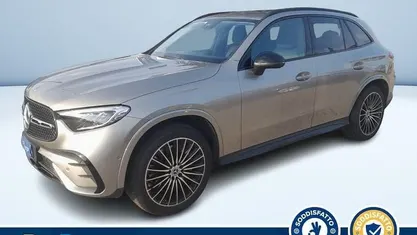 Argento metallizzato Usata 2024 Mercedes GLC220 Advanced SUV | 46.600 € (Super prezzo)