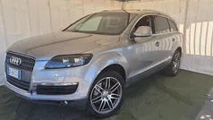 Grigio Usata 2007 Audi Q7 Ambiente SUV | 4500 € (Buon prezzo)