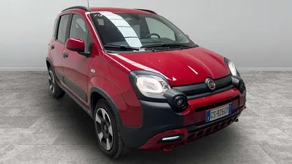 Rosso Usata 2024 Fiat Panda Cross Cross Due volumi | 12.900 € (Buon prezzo)