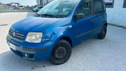 Usata Fiat Panda Dynamic 69 CV (50 kW) 2005 Bluazzurro Utilitaria