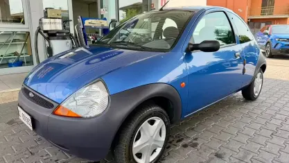 Usata Ford Ka 60 CV (44 kW) 1998 Bluazzurro Utilitaria