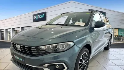 Blu Usata 2024 Fiat Tipo Cross Station wagon | 21.500 € (Cara)