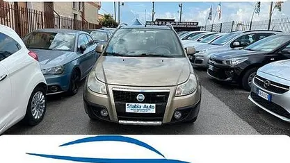 Usata Fiat Sedici Dynamic 120 CV (88 kW) 2008 Grigio SUV