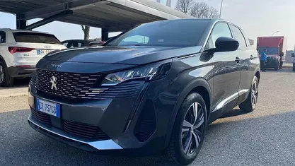 Usata Peugeot 3008 Allure 131 CV (96 kW) 2022 Grigio SUV