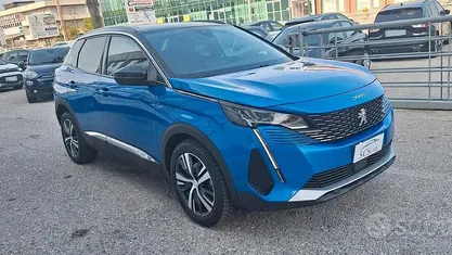 Begagnad Peugeot 3008 Allure 130 HK (95 kW) 2021 Blå SUV